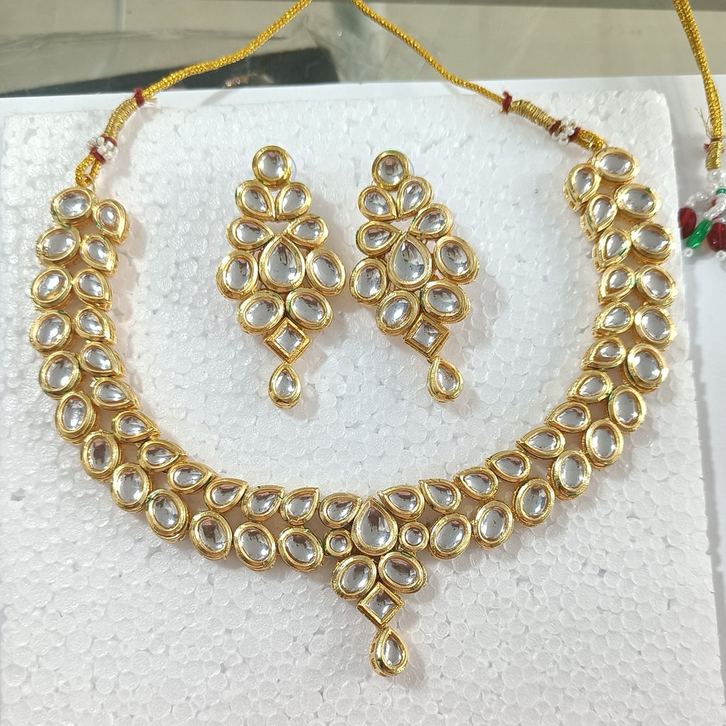 Elegant Gold-Tone Kundan Necklace & Earrings Set