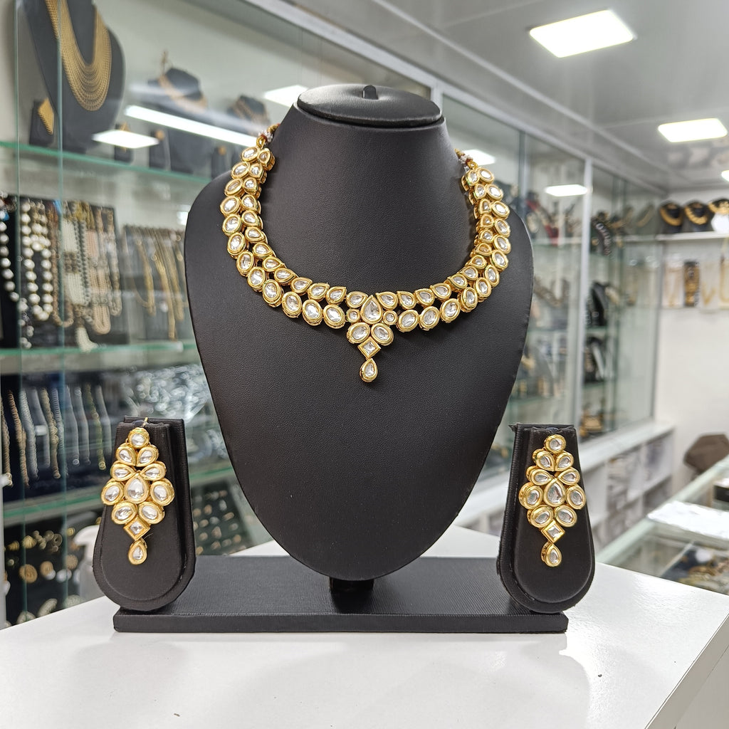 Elegant Gold-Tone Kundan Necklace & Earrings Set