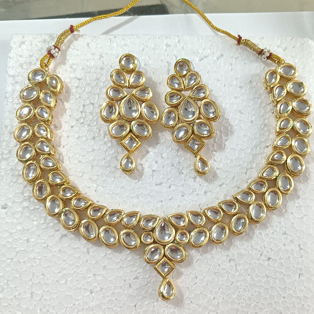 Elegant Gold-Tone Kundan Necklace & Earrings Set