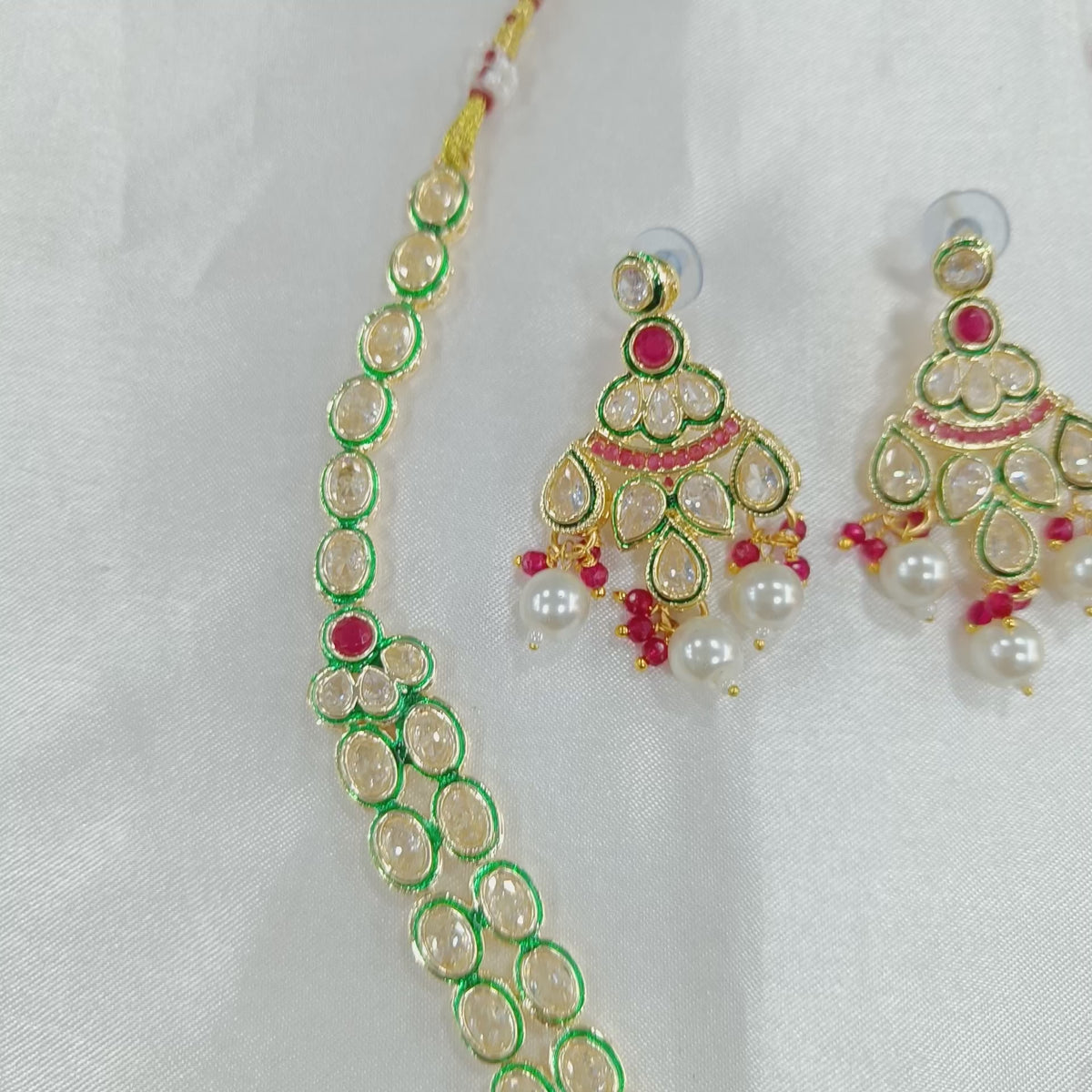 Elegant Green Kundan Necklace & Earrings Set